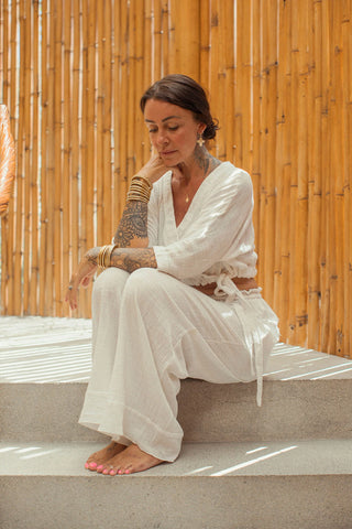 FLOW PANTS OFF WHITE- Indigo Luna