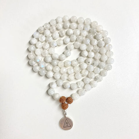 FEMININITY - Rainbow Moonstone Mala
