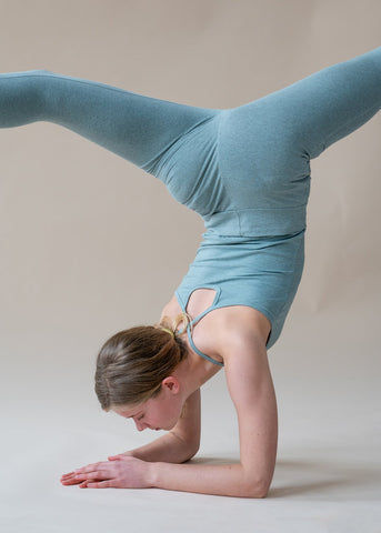 Yogamii - Nadi Strap Top